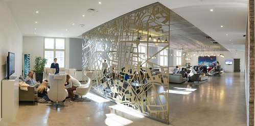 Foto 75 von 121: BASECAMP Themenwoche: „WAKE UP!“ Cybermobbing Workshop (29.10.2021)