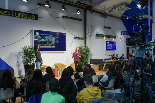 Foto 62 von 121: BASECAMP Themenwoche: „WAKE UP!“ Cybermobbing Workshop (29.10.2021)