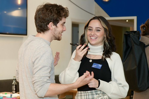 Foto 118 von 121: BASECAMP Themenwoche: „WAKE UP!“ Cybermobbing Workshop (29.10.2021)