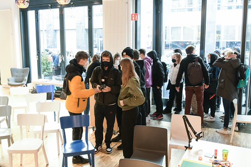 Foto 11 von 121: BASECAMP Themenwoche: „WAKE UP!“ Cybermobbing Workshop (29.10.2021)