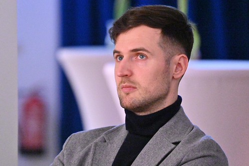 Foto 30 von 42: BASECAMP Trend2Go!: Buchvorstellung mit Ullrich Fichtner (15.02.2024)