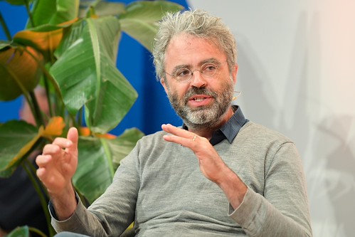 Foto 10 von 30: BASECAMP Nachgefragt!: Buchvorstellung "Die verwundbare Demokratie" (23.07.2024)