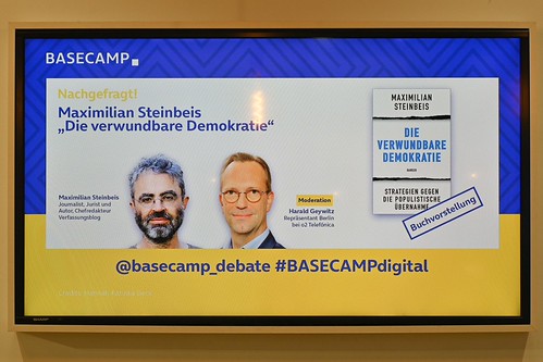 Foto 2 von 30: BASECAMP Nachgefragt!: Buchvorstellung "Die verwundbare Demokratie" (23.07.2024)