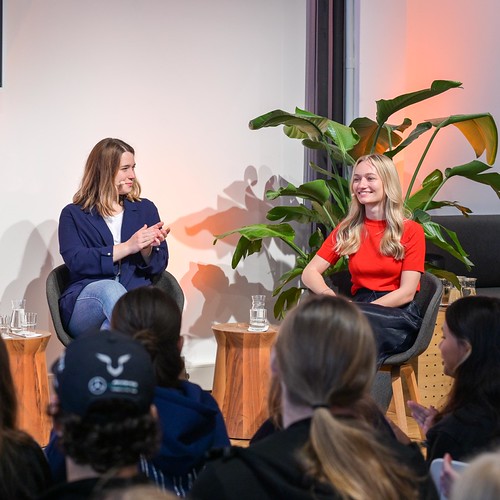 Foto 33 von 51: BASECAMP FishBowl: Jugenddialog 2.0 über den Einfluss von TikTok, Instagram & Co. auf unsere Demokratie (10.09.2024)