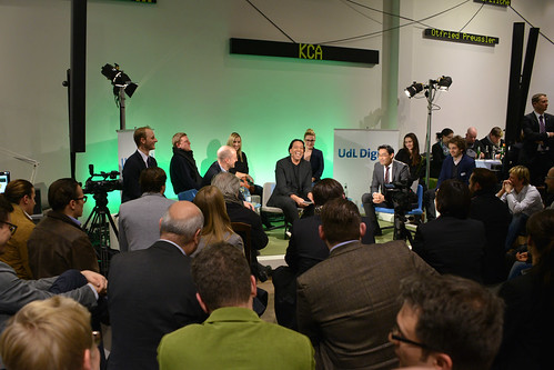 Foto 35 von 84: Philipp_Ro¦êsler-Philipp_Herrmann-Cherno_Jobatey-20022013-Udl_Digital-479