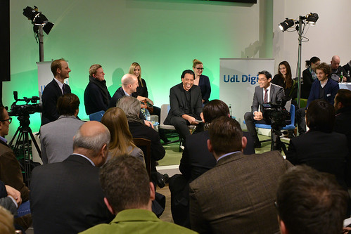 Foto 33 von 84: Philipp_Ro¦êsler-Philipp_Herrmann-Cherno_Jobatey-20022013-Udl_Digital-478