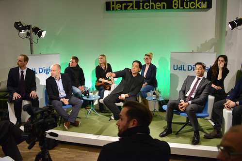 Foto 45 von 84: Philipp_Ro¦êsler-Philipp_Herrmann-Cherno_Jobatey-20022013-Udl_Digital-605