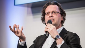 Bernhard Pörksen-6303-1280x720