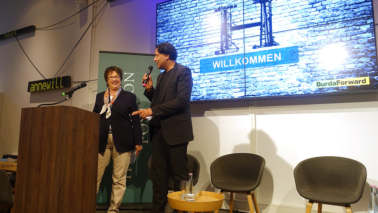 Brigitte-Zypries-Cherno-Jobatey-2017-Huffington-Post-1280x720