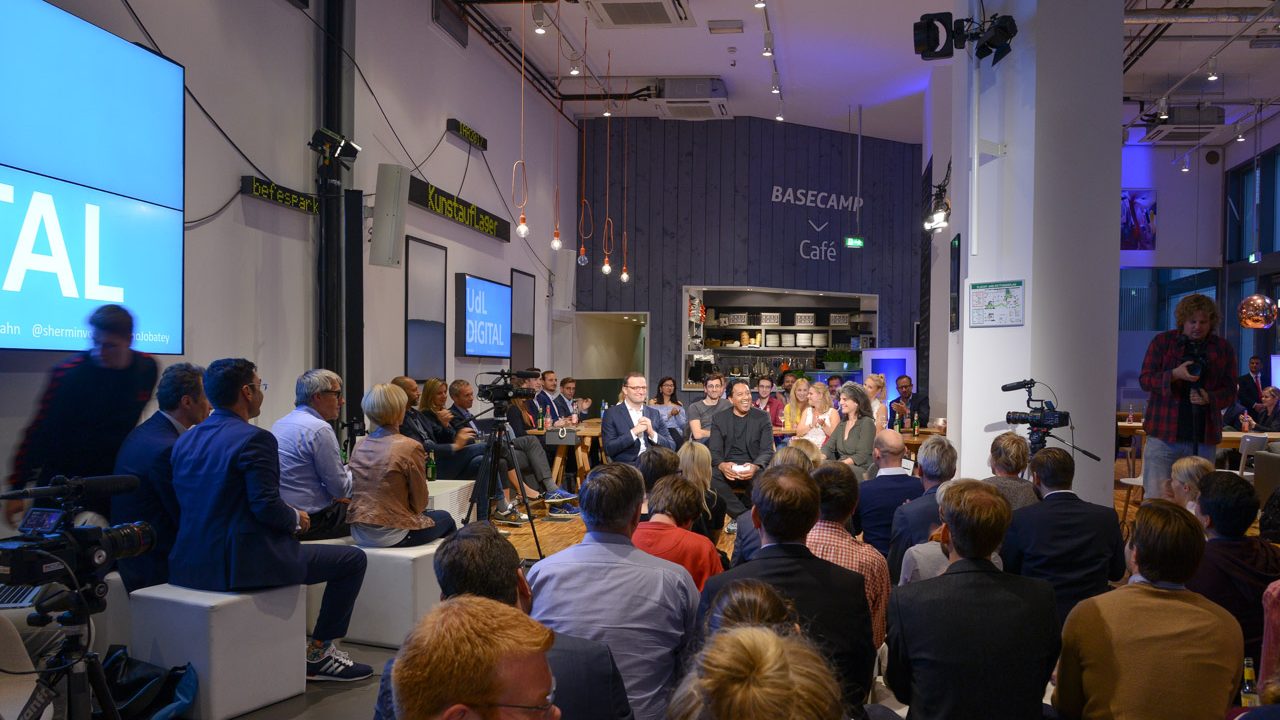 UdL Digital Talk - Cherno Jobatey mit Jens Spahn und Dr. Shermin Voshmgir