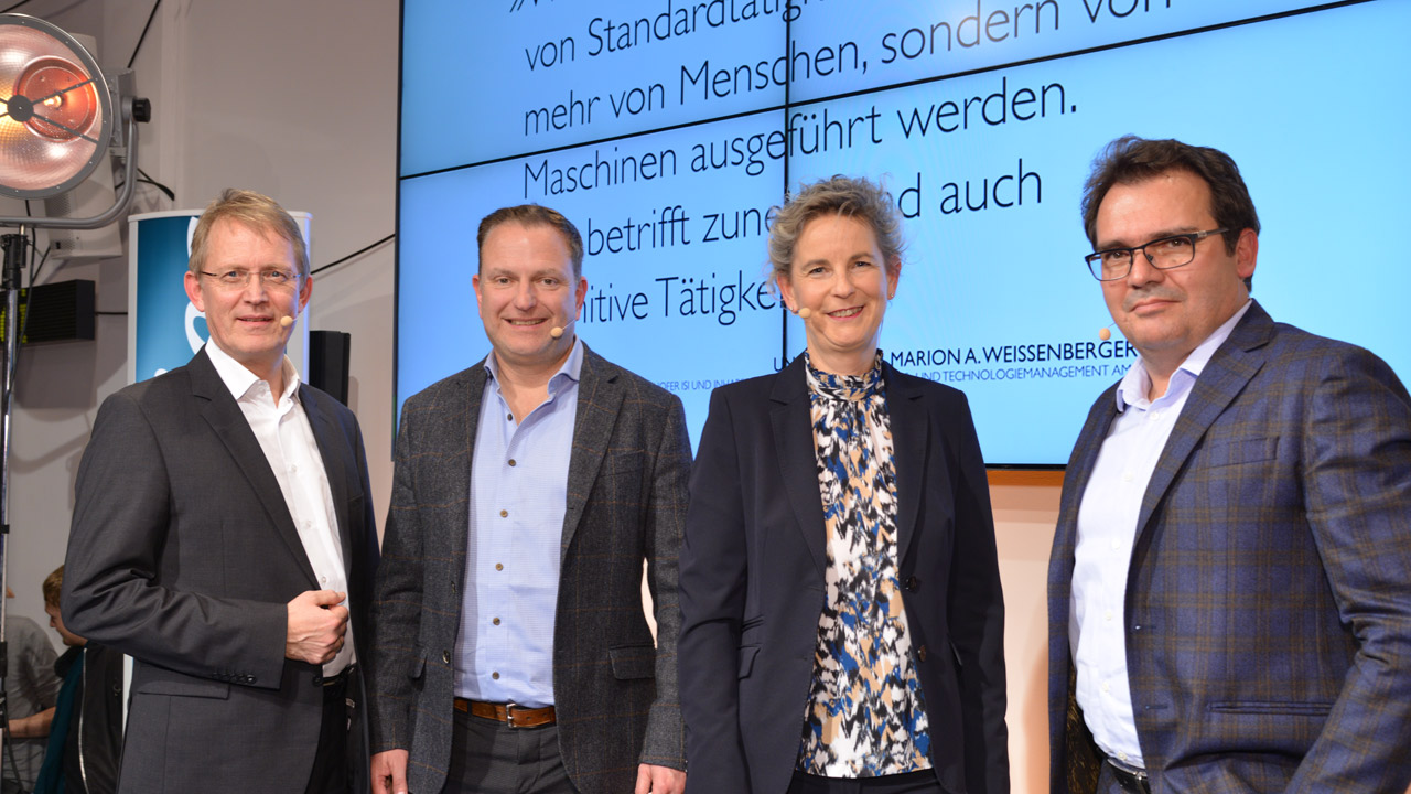 Stephan-Andreas Casdorff, Nicolaus Gollwitzer, Marion Weissenberger-Eibl und Stefan Stroh | Foto: Henrik Andree