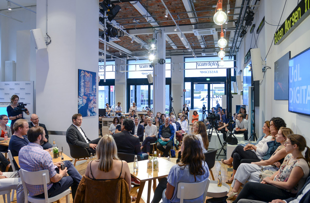 UdL-Digital-Talk_11062018_Lars-Klingbeil+Laura-Esnaola_0587-1280x840