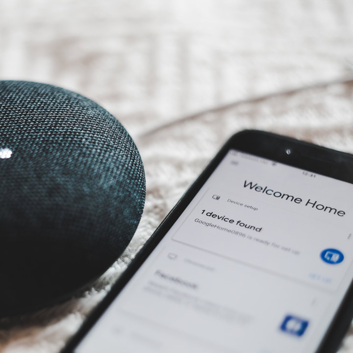 unsplash-bence-boros-573486-720x720-quadrat