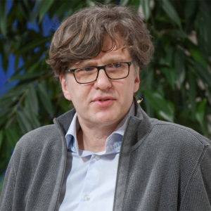 Prof. Slawomir Stanczak