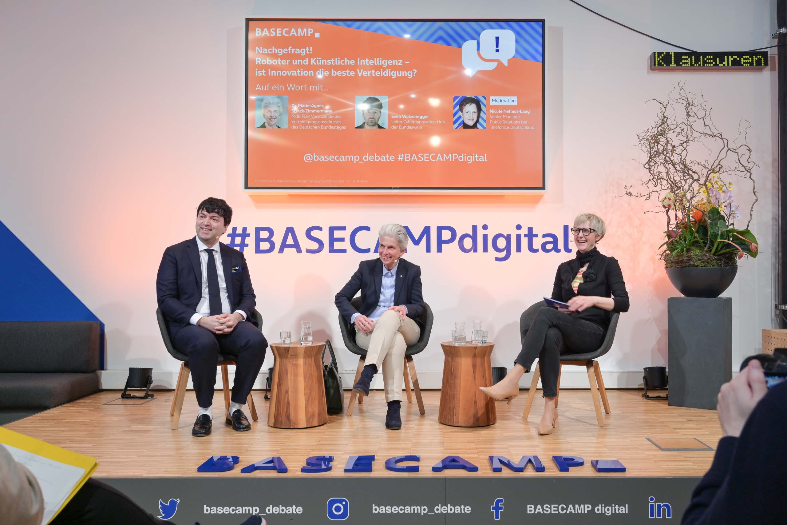 Sven Weizenegger, Dr. Strack-Zimmermann, Nicole Nehaus-Laug | Foto: Henrik Andree